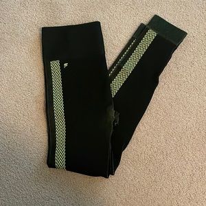Green/black Fabletics, large, leggings, ribbed